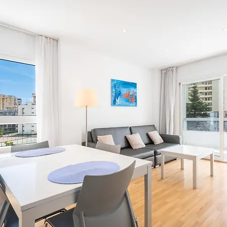 Les Dunes Centro Levante アパートホテル