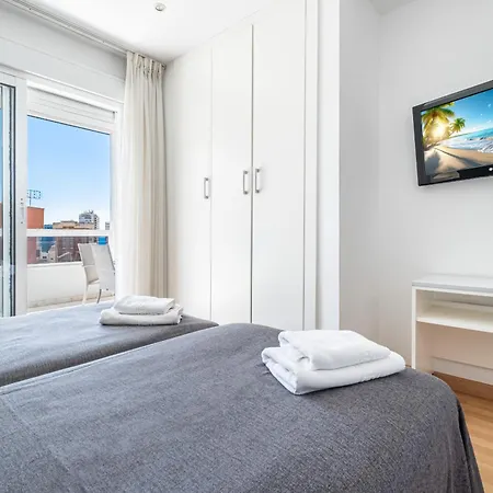 Les Dunes Centro Levante 3* בנידורם