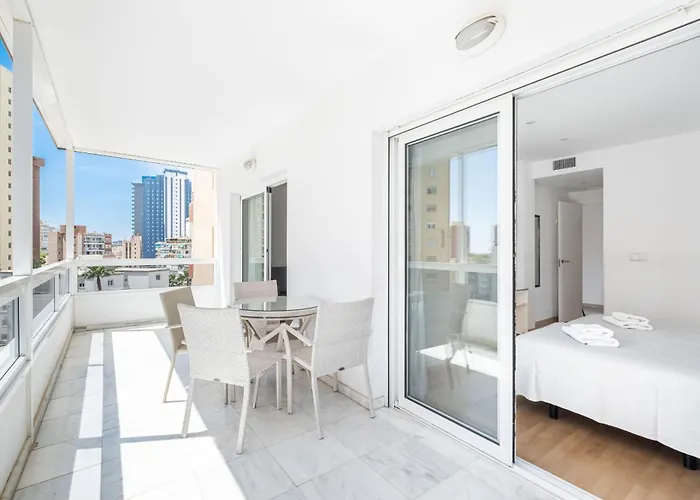 Les Dunes Centro Levante מלון דירות 3*