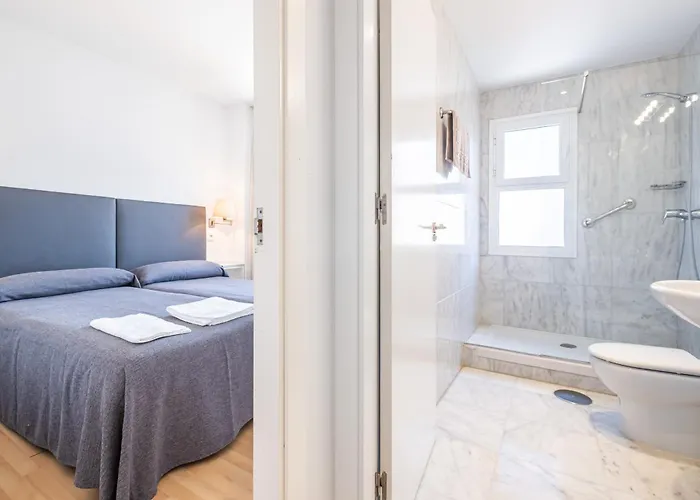 Les Dunes Centro Levante 3* בנידורם