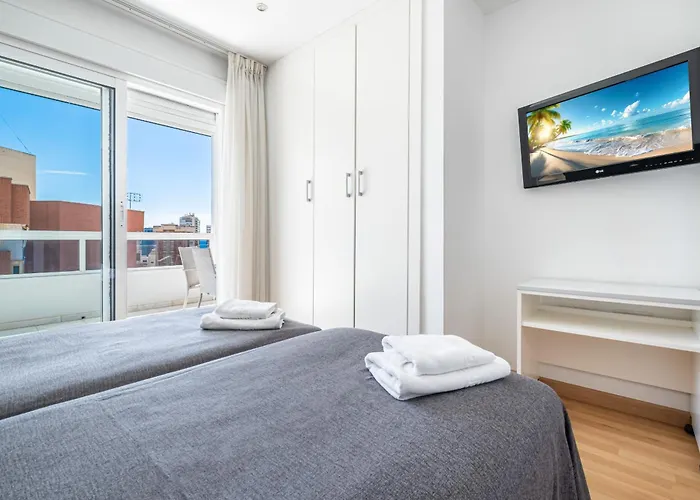 Les Dunes Centro Levante 3* בנידורם