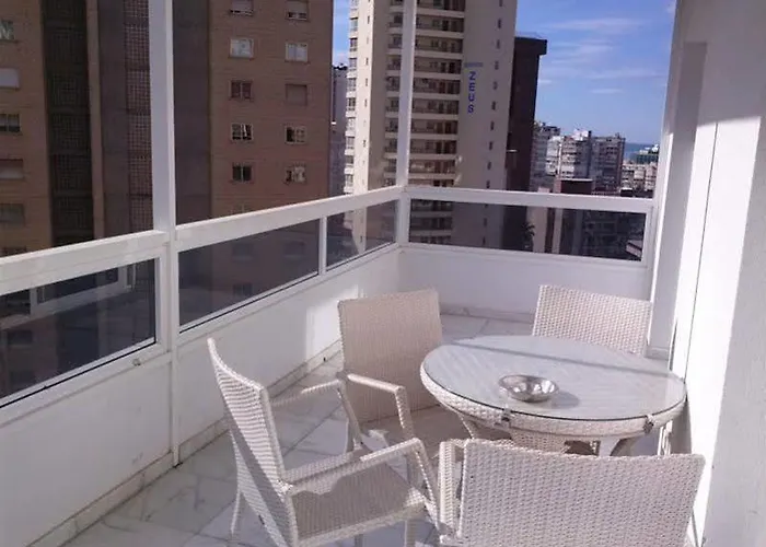Les Dunes Centro Levante מלון דירות בנידורם